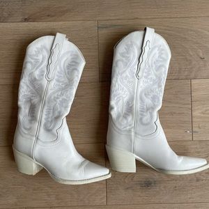 Jeffrey Campbell White Dagget Boot